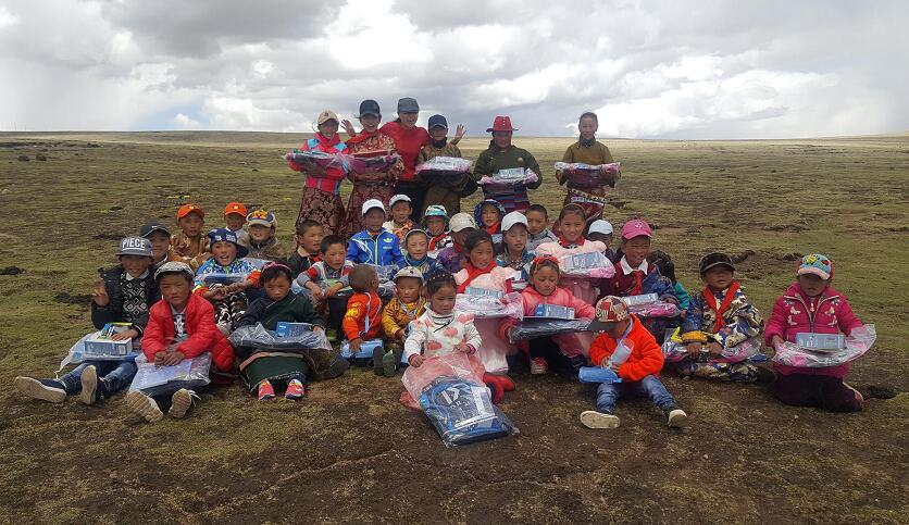 國(guó)壽&ldquo;村官&rdquo;駐守高原，做牧民的貼心人