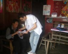 做貧困群眾的貼心人&mdash;上饒萬年石李村第一書記張立文