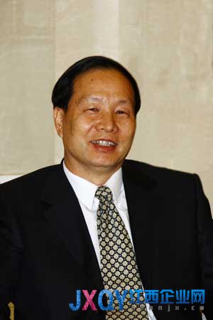 吳仕民代表：完善計(jì)生國(guó)策 終止一對(duì)夫婦一個(gè)孩