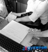 交錢就能辦納稅證明 中介稱是&ldquo;潛規(guī)則&rdquo;[圖]