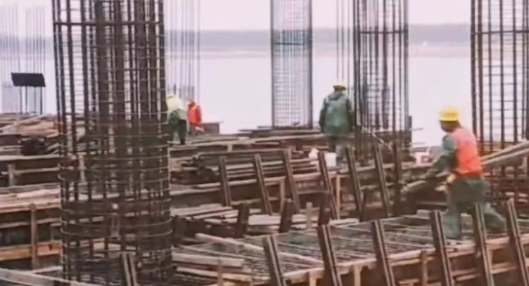 南昌經(jīng)開區(qū)出臺(tái)政策支持春節(jié)期間重大項(xiàng)目不停工、重點(diǎn)企業(yè)不停產(chǎn)