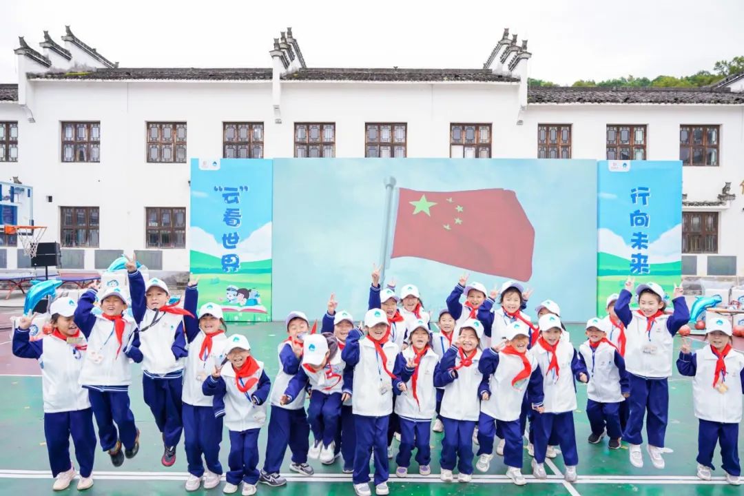 &ldquo;小海豚計劃&rdquo;讓愛與知識的力量在贛北大地發(fā)光