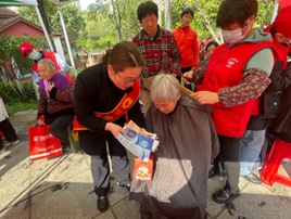 走深入實(shí)   中國(guó)人壽壽險(xiǎn)公司全面開(kāi)展&ldquo;五進(jìn)入&rdquo;活動(dòng)